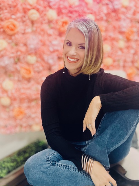 Emily Knatzer Headshot